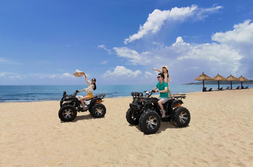 Howard Johnson Sandalwoods Resort Huizhou Huidong Екстериор снимка