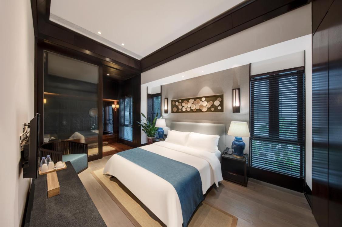 Howard Johnson Sandalwoods Resort Huizhou Huidong Екстериор снимка