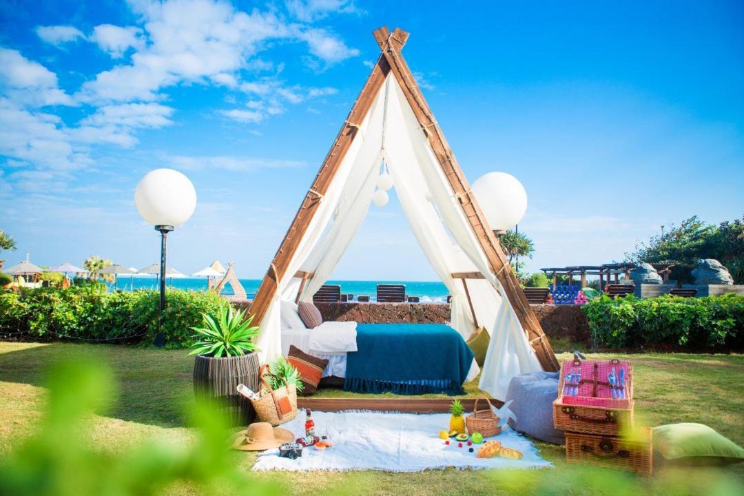 Howard Johnson Sandalwoods Resort Huizhou Huidong Екстериор снимка